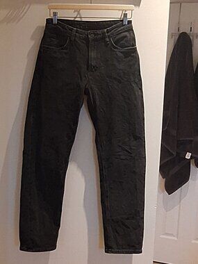 EUC Nudie Jeans "Straight Sally" in Black Sand 28x30